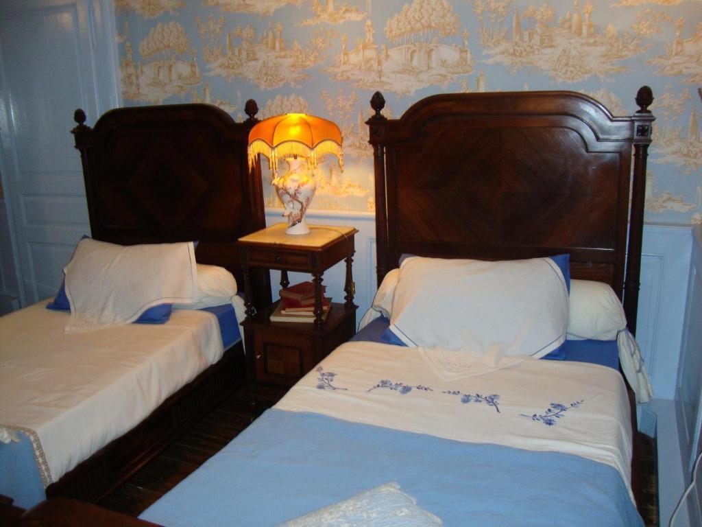 Bed and Breakfast Domaine De La Dame De Lauriere Solignac Zimmer foto