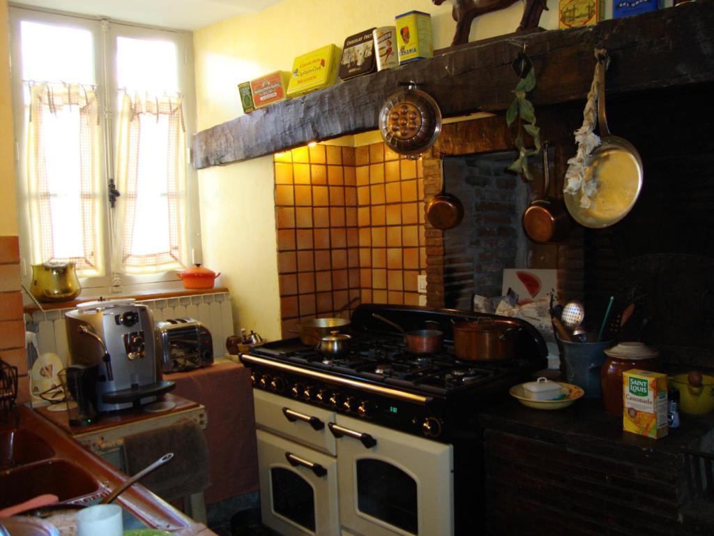 Bed and Breakfast Domaine De La Dame De Lauriere Solignac Exterior foto