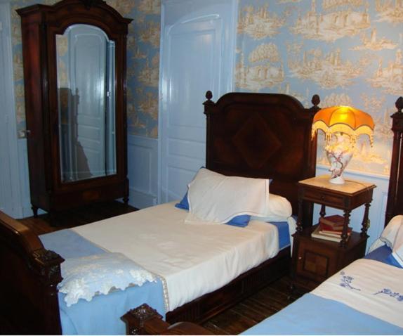 Bed and Breakfast Domaine De La Dame De Lauriere Solignac Zimmer foto